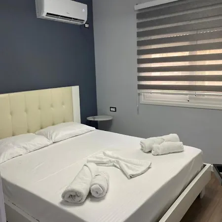 Cambel Luxury Apartment Sarandë